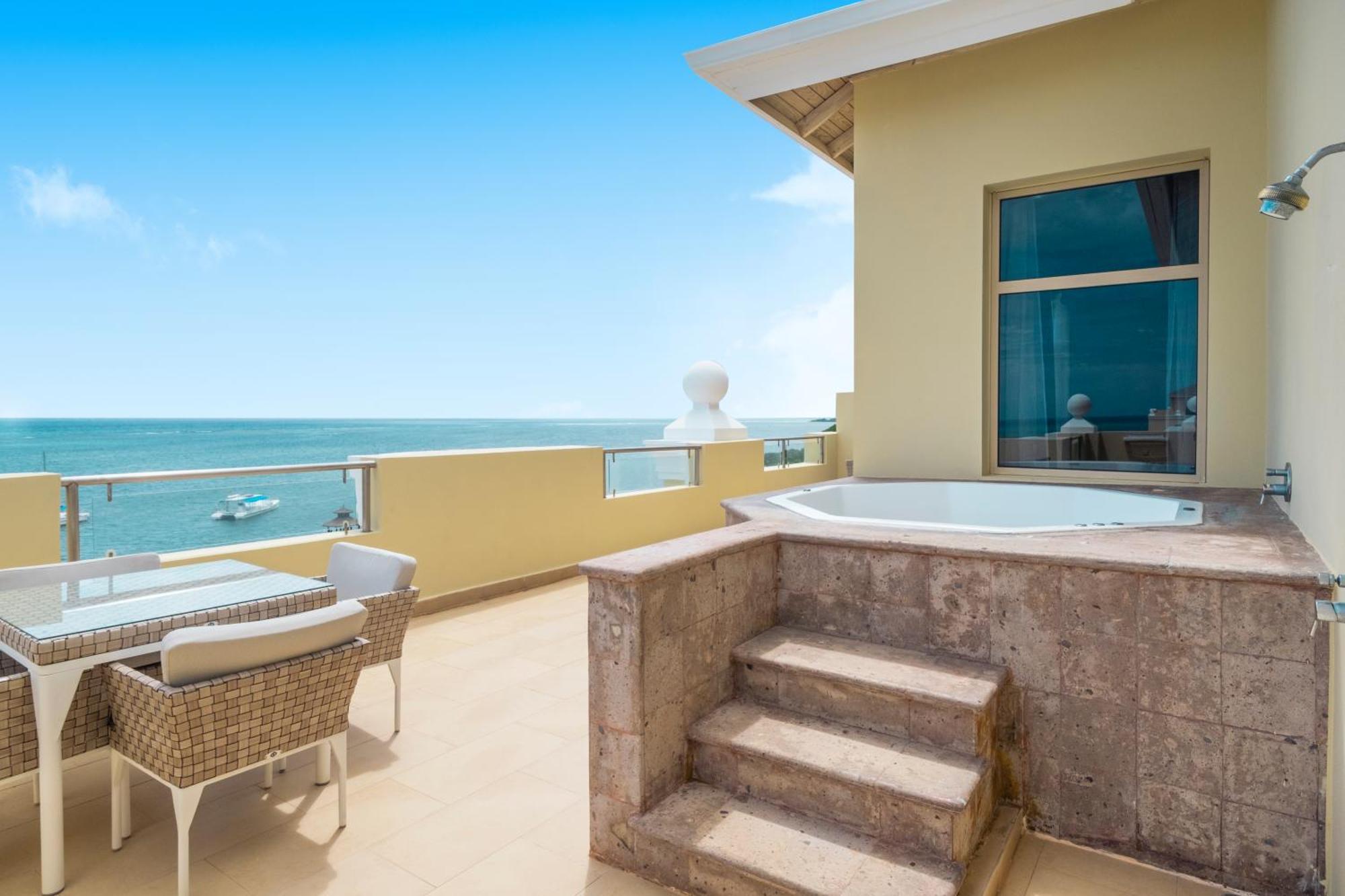 Iberostar Waves Rose Hall Beach Montego Bay Eksteriør billede